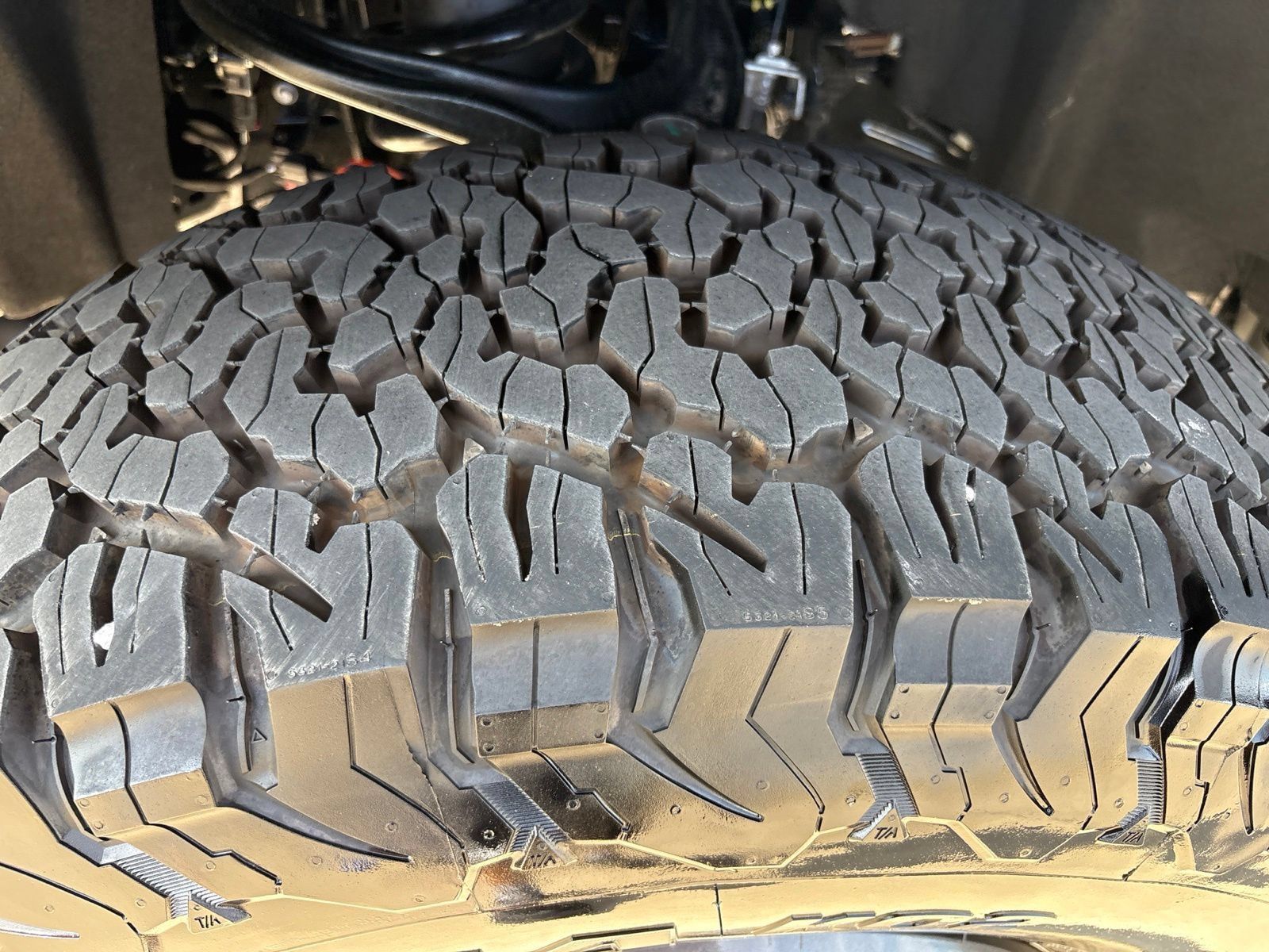 New 2026 Ford Bronco Raptor w/ Interior Carbon Fiber Pack AWD/4WD image 10