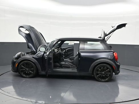 Used 2022 MINI Cooper S image 34
