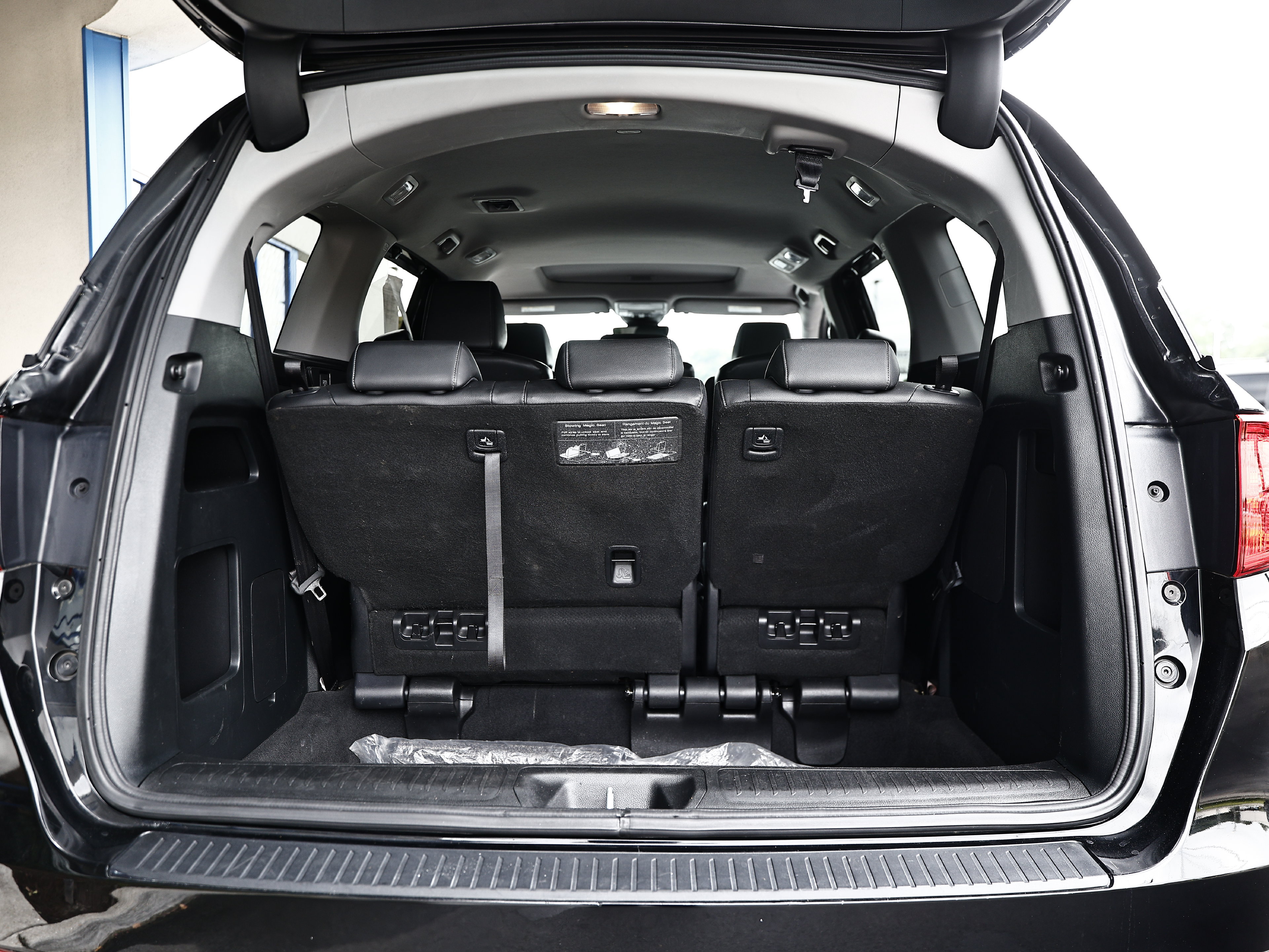 Used 2023 Honda Odyssey EX-L image 29