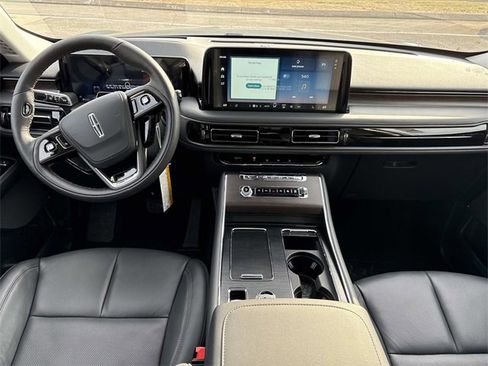 New 2026 Lincoln Aviator Reserve w/ Jet Appearance Package image 16