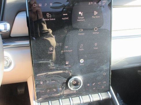 New 2026 GMC Terrain Denali image 17