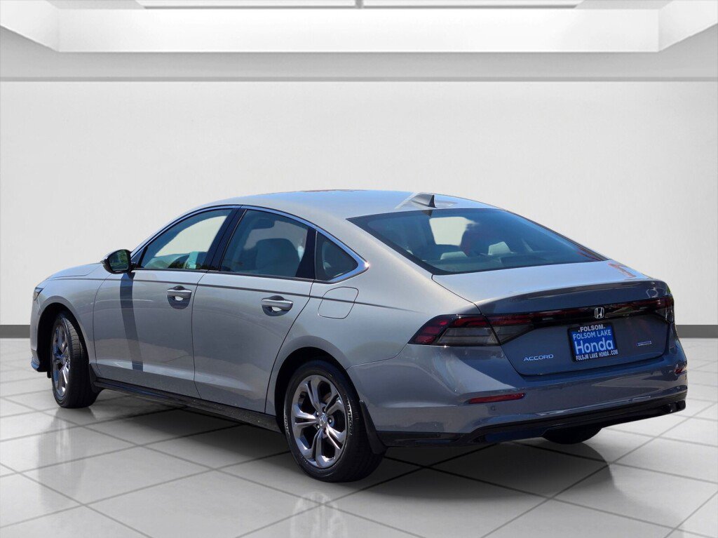 Used 2026 Honda Accord EX-L image 7