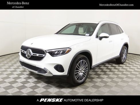 Certified 2025 Mercedes-Benz GLC 300 image 1