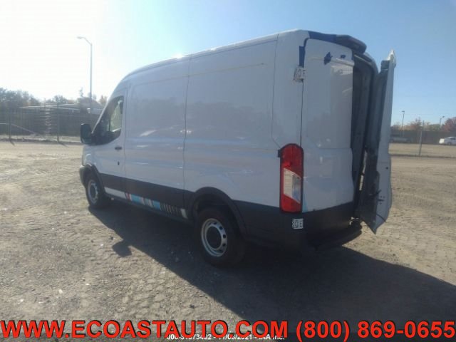Used 2018 Ford Transit 250 130 Medium Roof RWD image 4