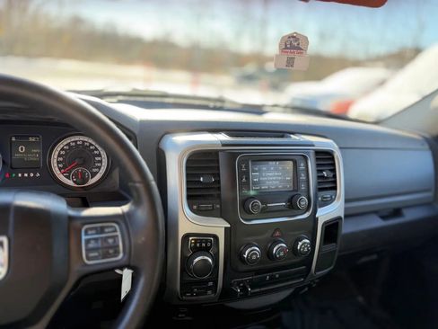 Used 2016 RAM 1500 Classic SLT image 20