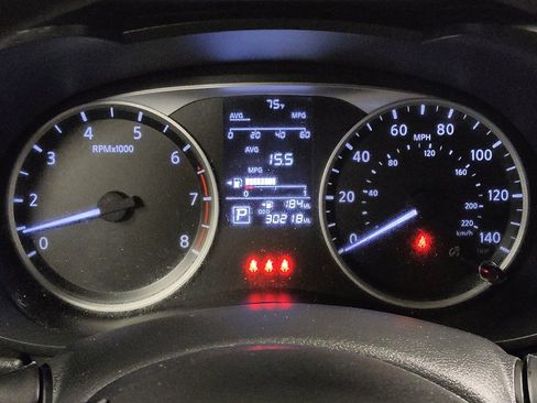 Used 2024 Nissan Versa S w/ S Plus Package FWD image 23