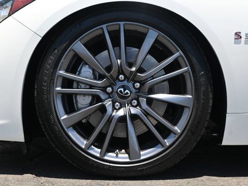 Used 2016 INFINITI Q50 Red Sport 400 RWD image 9