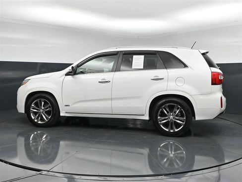 Used 2014 Kia Sorento SX w/ 3rd Row Package AWD/4WD image 8