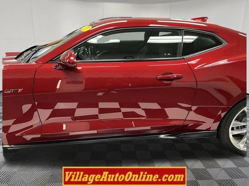 Used 2021 Chevrolet Camaro LT w/ Wild Cherry Design Package 1 RWD image 11