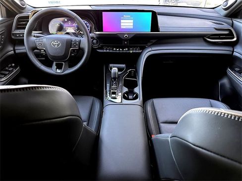 New 2025 Toyota Crown Signia image 22