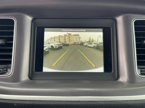 Certified 2022 Dodge Charger SXT image 30