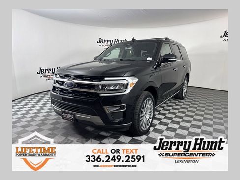 Used 2024 Ford Expedition Limited AWD/4WD image 1