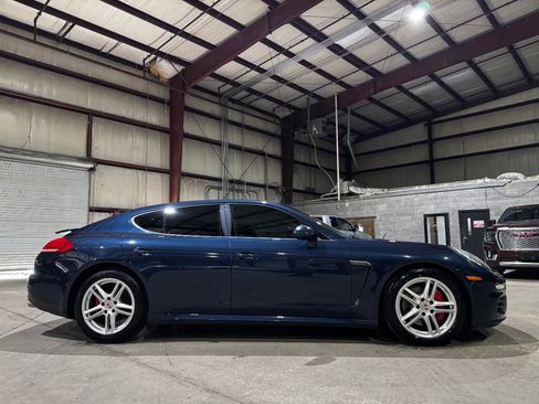 Used 2014 Porsche Panamera 4 AWD/4WD image 4