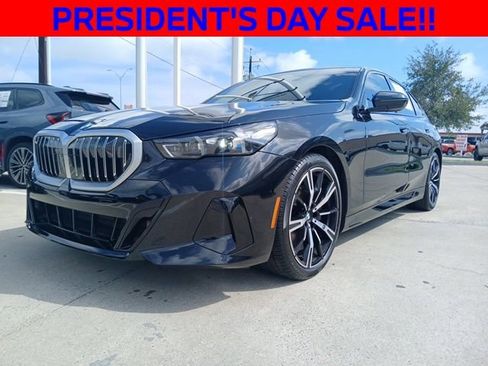 Used 2024 BMW 530i w/ M Sport Package image 3