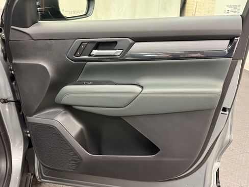 New 2026 GMC Terrain AT4 w/ Convenience Package III image 17