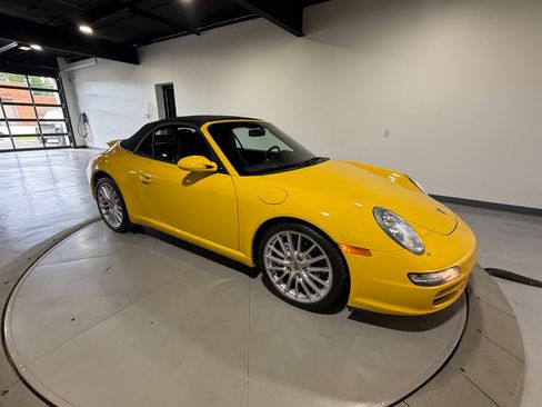 Used 2006 Porsche 911 Carrera RWD image 56
