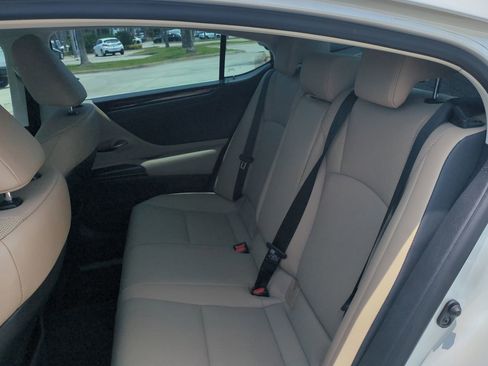 Used 2021 Lexus ES 250 ES 250 w/ Premium Package image 13