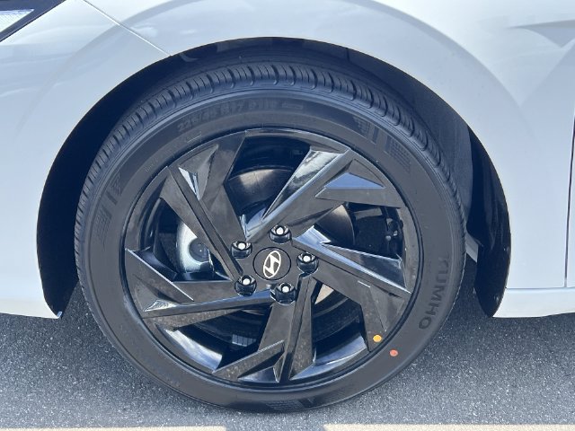Used 2026 Hyundai Elantra Sport FWD image 32