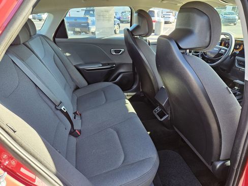 Used 2025 Kia K4 LXS image 19