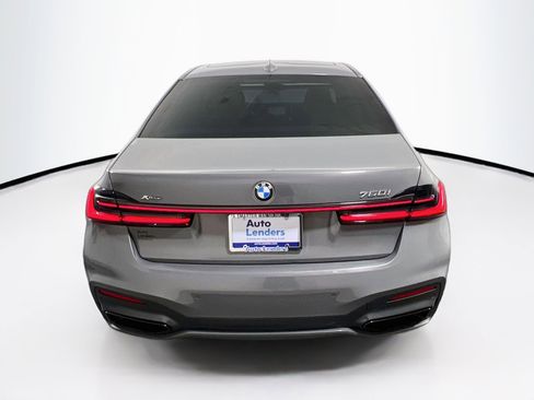 Used 2021 BMW 750i xDrive w/ Executive Package image 6
