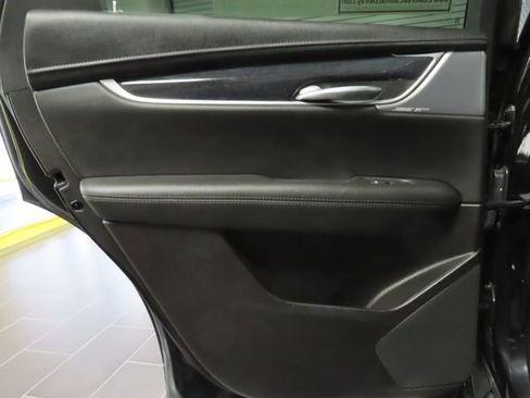 Certified 2023 Cadillac XT5 Premium Luxury AWD/4WD image 10