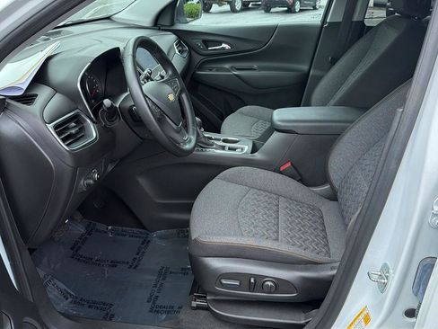 Used 2023 Chevrolet Equinox LT FWD image 10