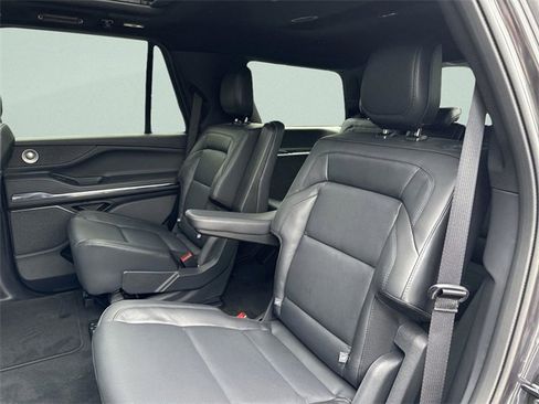 New 2025 Lincoln Navigator Reserve w/ Jet Appearance Package image 21