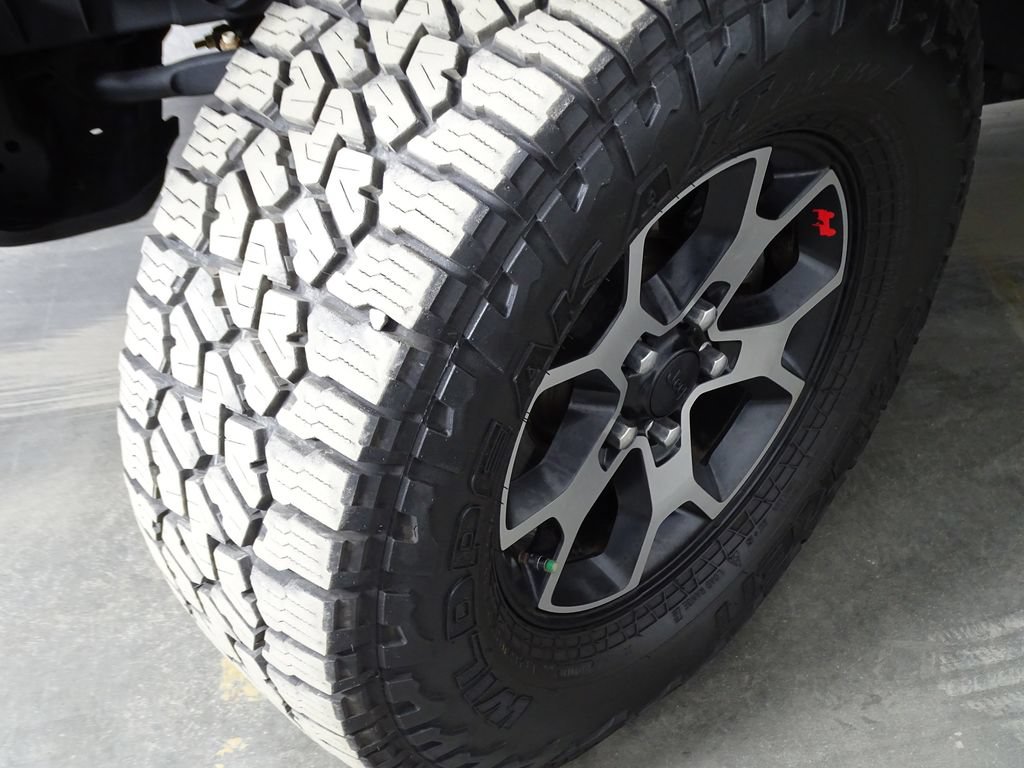 Used 2020 Jeep Wrangler Unlimited Rubicon w/ Steel Bumper Group AWD/4WD image 40
