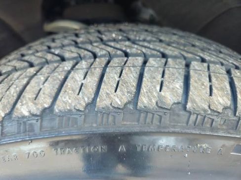 Used 2021 GMC Yukon SLT w/ SLT Premium Package image 29