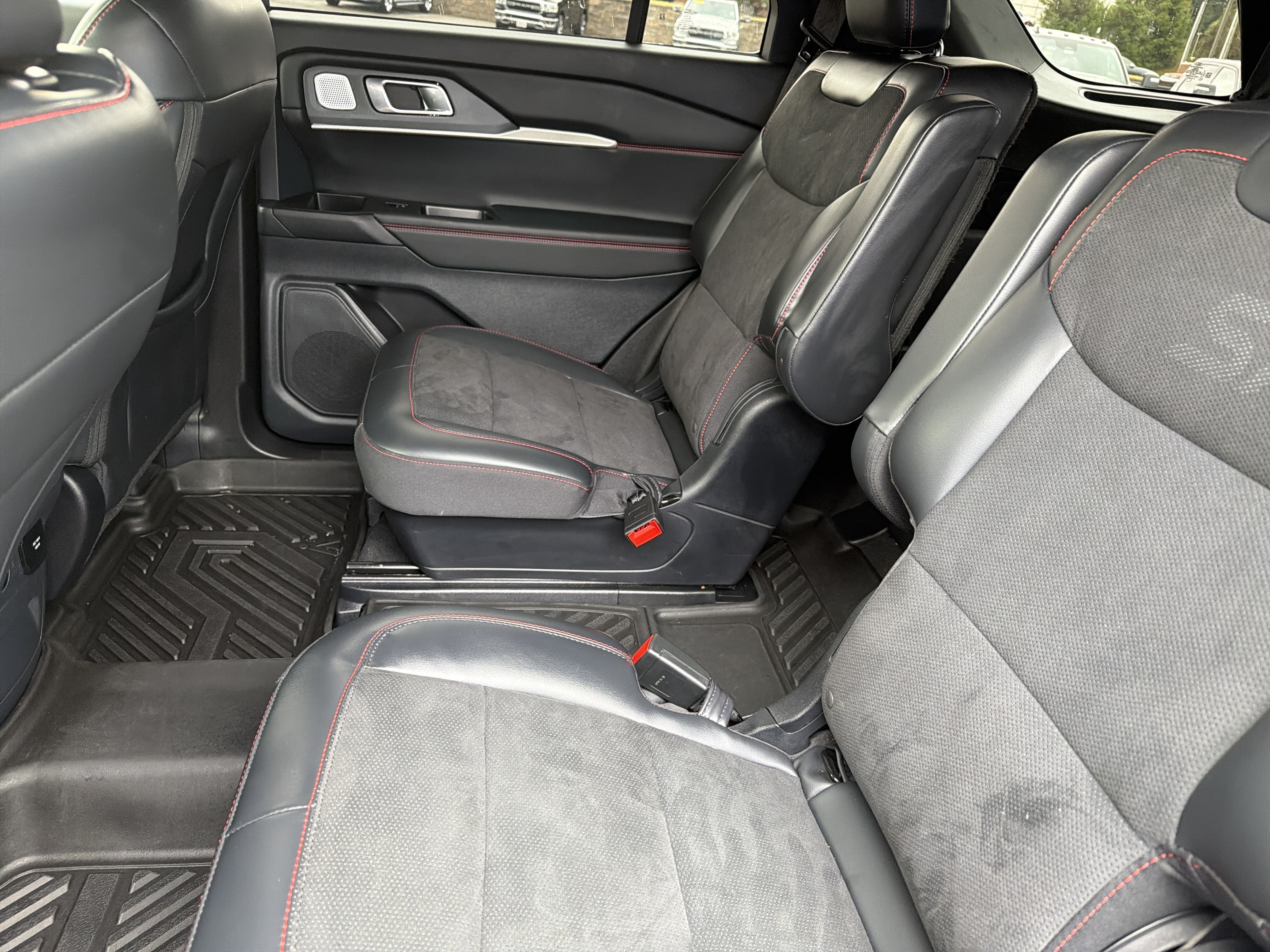 Used 2026 Ford Explorer ST w/ Sun And Sound Package AWD/4WD image 19