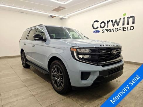New 2026 Ford Expedition Platinum w/ Stealth Appearance Package AWD/4WD image 6