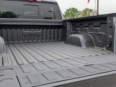 New 2026 GMC Sierra 1500 Denali w/ Denali Reserve Package AWD/4WD image 32