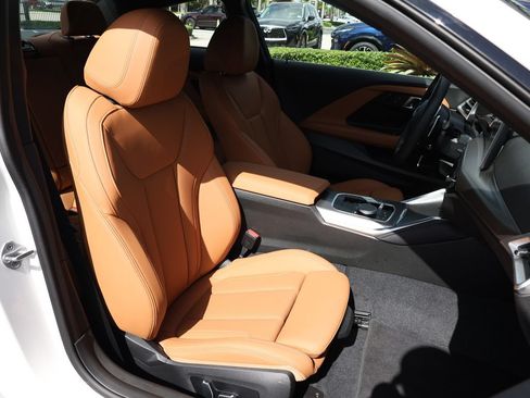 Used 2025 BMW 230i Coupe w/ M Sport Package RWD image 21