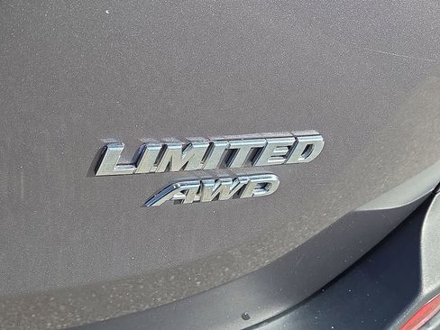 Used 2013 Toyota RAV4 Limited image 31