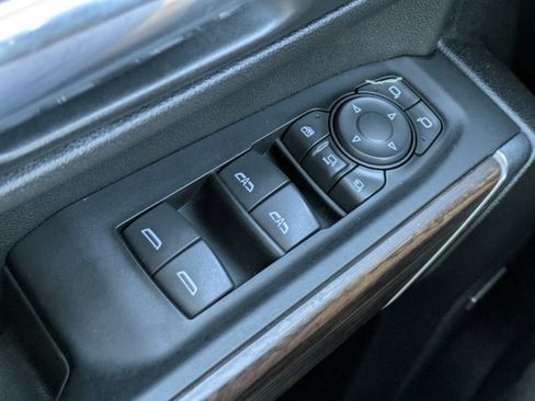 Used 2022 Chevrolet Silverado 3500 High Country image 20