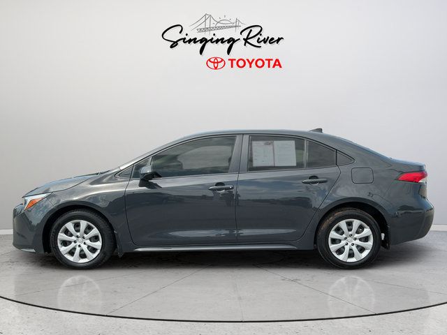Used 2024 Toyota Corolla LE FWD image 4