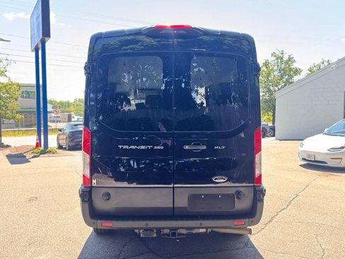Used 2024 Ford Transit 350 XLT RWD image 5