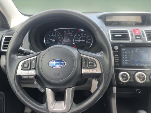 Used 2018 Subaru Forester 2.5i Premium AWD/4WD image 15
