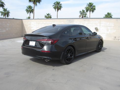 Used 2025 Honda Civic Sport image 5