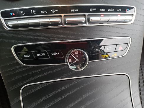 Used 2021 Mercedes-Benz C 300 4MATIC Cabriolet image 19