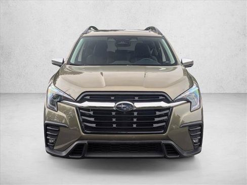 Used 2023 Subaru Ascent Limited w/ Technology Package AWD/4WD image 2