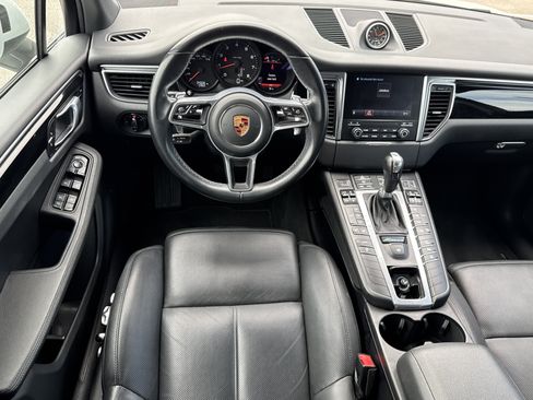 Used 2018 Porsche Macan AWD/4WD image 12