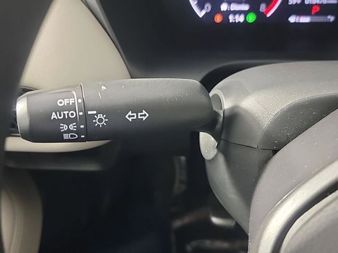 Certified 2024 Honda HR-V LX image 28