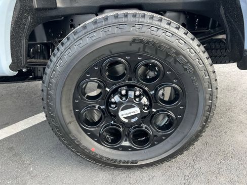 New 2026 Ford F250 Lariat w/ Black Appearance Package image 14