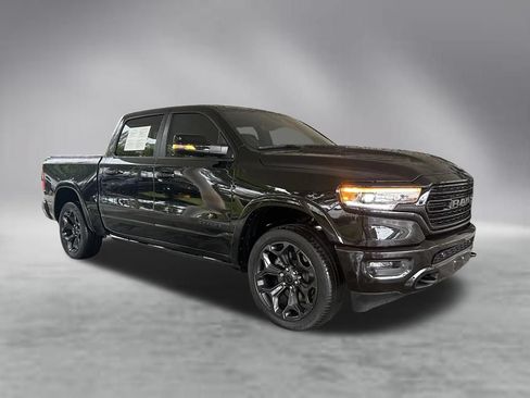 Used 2024 RAM 1500 Limited AWD/4WD image 2