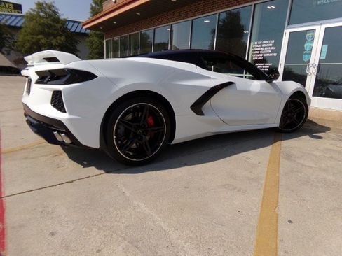 Used 2024 Chevrolet Corvette Stingray Preferred Conv w/ Z51 Performance Package RWD image 27