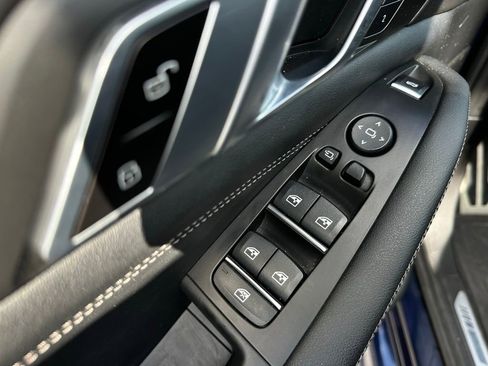 Used 2024 BMW X5 M60i AWD/4WD image 13