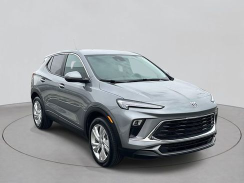 Used 2024 Buick Encore GX Preferred image 3