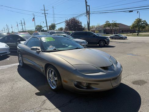 Used 2001 Pontiac Firebird Formula w/ 75th Anniversary Pkg image 11