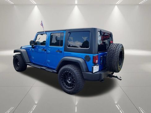 Used 2015 Jeep Wrangler Unlimited Sport w/ Quick Order Package 24S AWD/4WD image 4